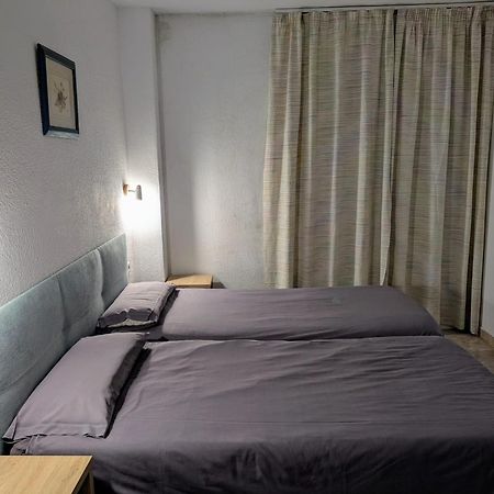 Apartamentos Mitus Канет-де-Мар Екстер'єр фото