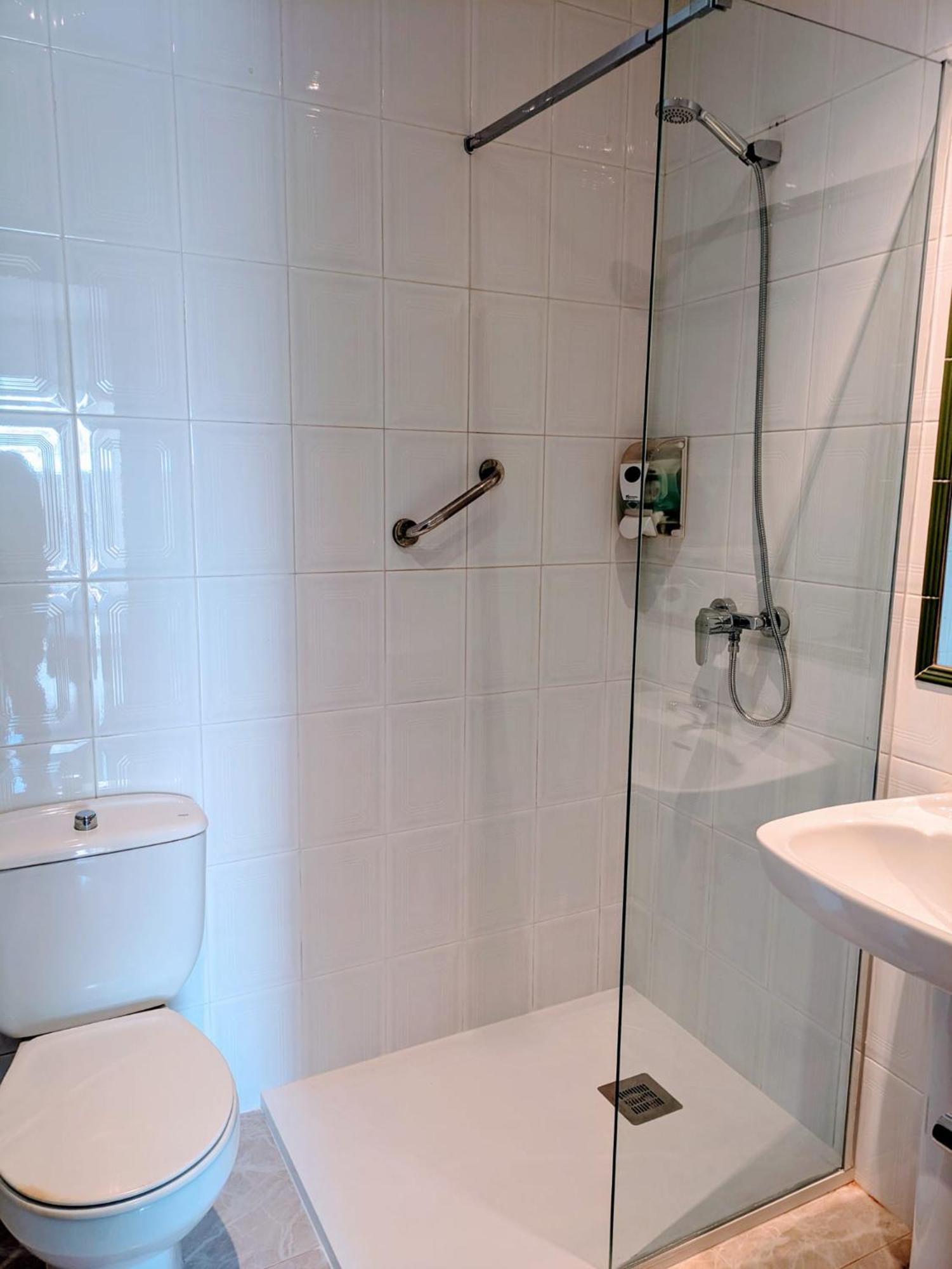 Apartamentos Mitus Канет-де-Мар Екстер'єр фото