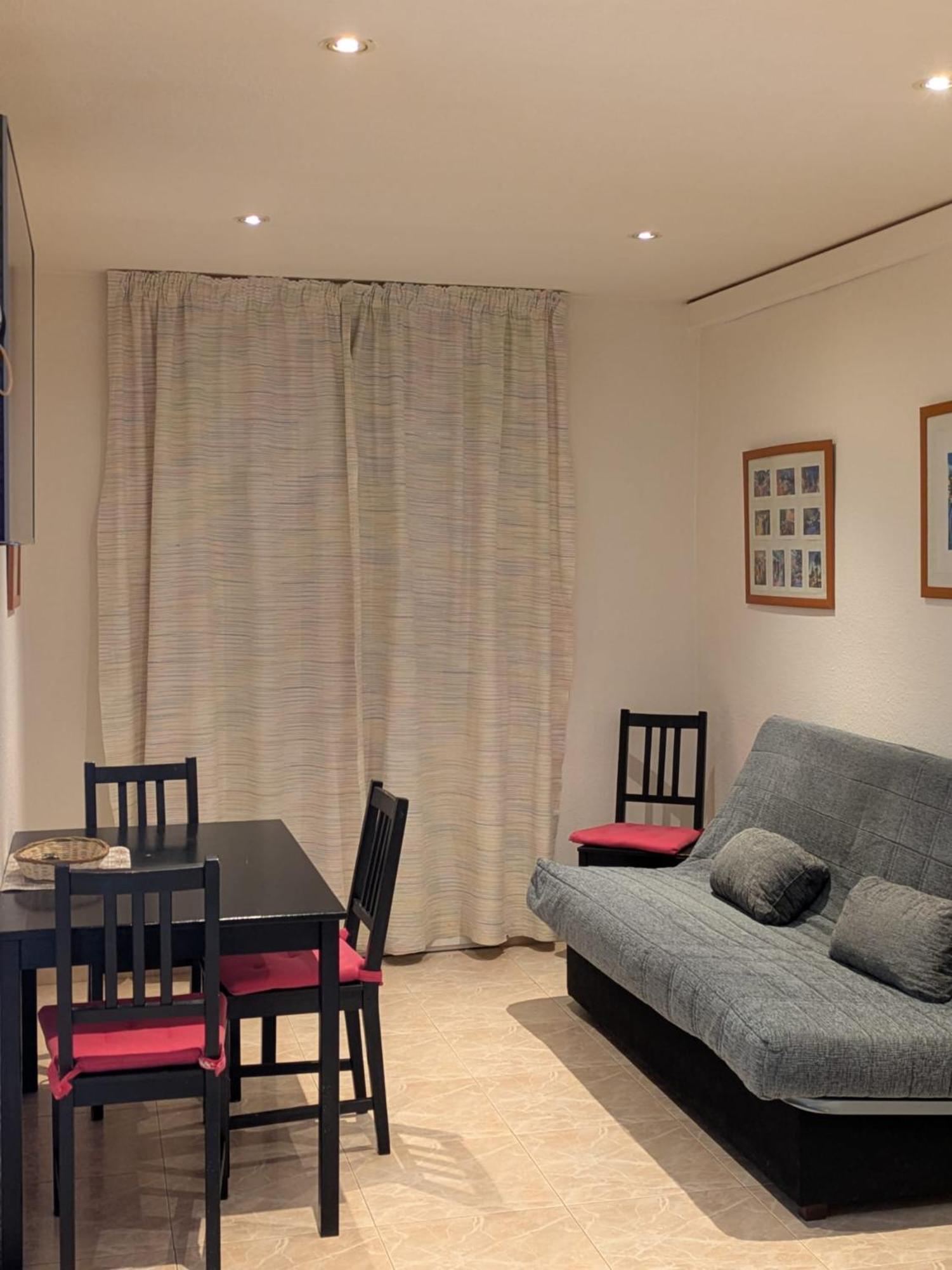 Apartamentos Mitus Канет-де-Мар Екстер'єр фото
